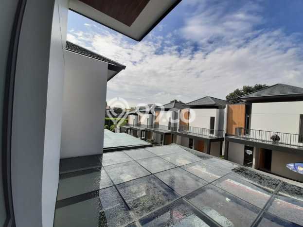 Kesempatan Memiliki Properti di Pusat Kota Setra Duta, Bandung - LT 129m² Kesempatan Memiliki Properti di Pusat Kota Setra Duta, Bandung - LT 129m²