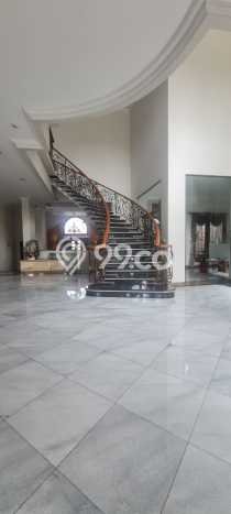 Rumah SUPER MEWAH! di Setra Duta, Bandung, LT 560m² Bangunan 800m², BISA KPR Rumah SUPER MEWAH! di Setra Duta, Bandung, LT 560m² Bangunan 800m², BISA KPR