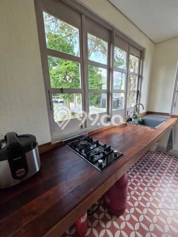 Peluang Langka! Vila Kawasan Coblong, Ukuran 433m2m², Lokasi Strategis dekat dengan beragam fasilitas Peluang Langka! Vila Kawasan Coblong, Ukuran 433m2m², Lokasi Strategis dekat dengan beragam fasilitas