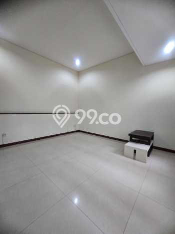 Rumah 4 KT 2 KM di Area Premium , Bandung Rumah 4 KT 2 KM di Area Premium , Bandung