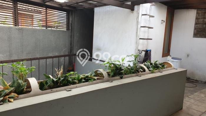 For Sale! Premium House LT 408m2 Desain Elegan di Diponegoro For Sale! Premium House LT 408m2 Desain Elegan di Diponegoro