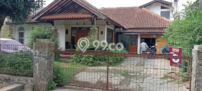 Dijual Rumah Mewah Megah Dengan View Cantik di Sayap Dago, Bandung Dijual Rumah Mewah Megah Dengan View Cantik di Sayap Dago, Bandung