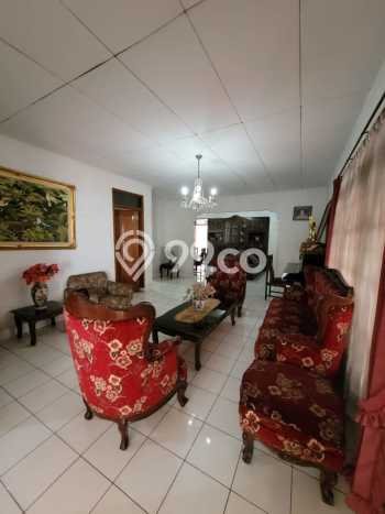 Rumah Luxury Modern Tanpa Renovasi di Riau Bandung Rumah Luxury Modern Tanpa Renovasi di Riau Bandung
