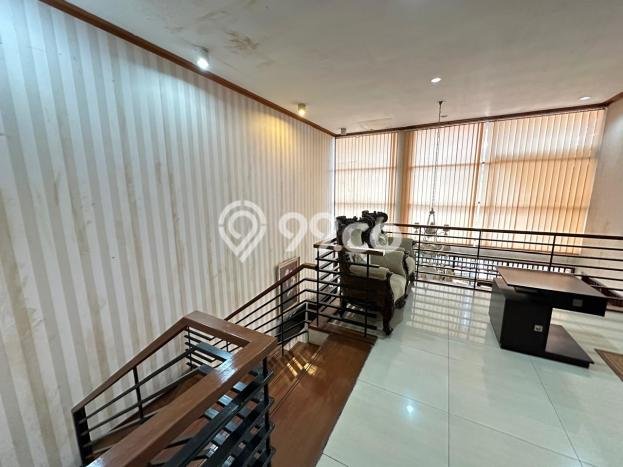 Hunian Elit LB 190m2 Siap Pakai Desain Elegan di Pajajaran, Bandung Hunian Elit LB 190m2 Siap Pakai Desain Elegan di Pajajaran, Bandung