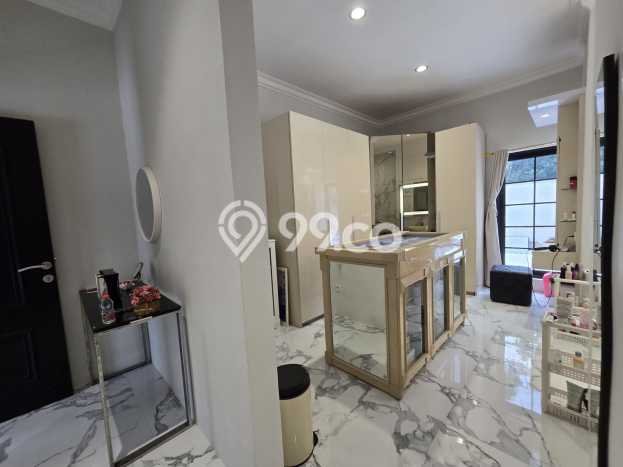 For Sale! Luxury House LT 510m2 Desain Elegan di Geger Kalong For Sale! Luxury House LT 510m2 Desain Elegan di Geger Kalong