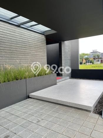 Hunian Mewah LB 550m2 Siap Pakai Desain Elegan di Kota Baru Parahyangan, Bandung Hunian Mewah LB 550m2 Siap Pakai Desain Elegan di Kota Baru Parahyangan, Bandung
