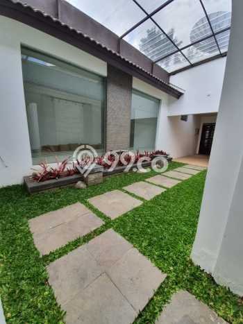 Ready to Use! Premium House LT 434m2 Desain Modern di Pasteur Ready to Use! Premium House LT 434m2 Desain Modern di Pasteur