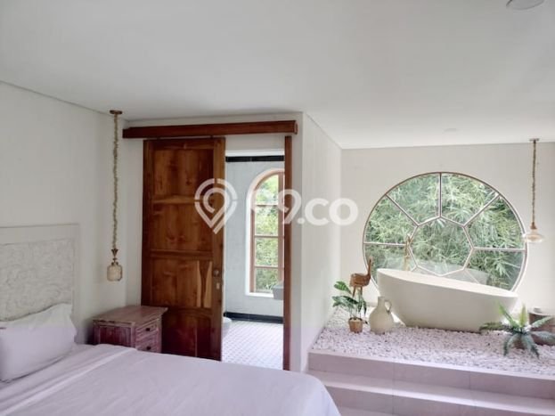 Peluang Langka! Vila Kawasan Coblong, Ukuran 433m2m², Lokasi Strategis dekat dengan beragam fasilitas Peluang Langka! Vila Kawasan Coblong, Ukuran 433m2m², Lokasi Strategis dekat dengan beragam fasilitas