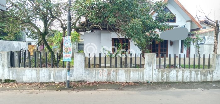 For Sale! Premium House LT 450m2 Desain Elegan di Caturtunggal For Sale! Premium House LT 450m2 Desain Elegan di Caturtunggal