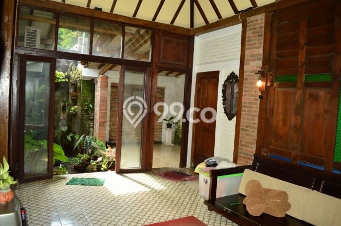 For Sale Rumah 4 Kamar Lokasi Ideal Bagus dan Strategis di Sewon For Sale Rumah 4 Kamar Lokasi Ideal Bagus dan Strategis di Sewon