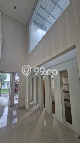 Jual Rumah Mewah Megah Dengan View Cantik di Alam Sutera, Tangerang Jual Rumah Mewah Megah Dengan View Cantik di Alam Sutera, Tangerang