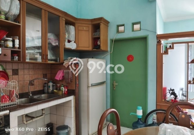 Rumah Luas Asri 3 KT Siap Huni di Serpong Villa Melati Mas Tangerang Selatan Rumah Luas Asri 3 KT Siap Huni di Serpong Villa Melati Mas Tangerang Selatan