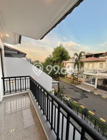 Dijual Rumah Luas Megah Dengan View Eksklusif di BSD, Tangerang Dijual Rumah Luas Megah Dengan View Eksklusif di BSD, Tangerang