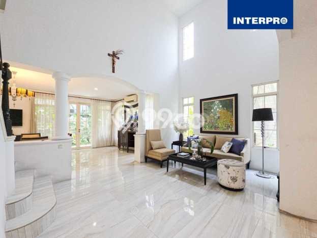 Rumah LT 287m2m² / LB 250m2m² di Kawasan , Tangerang Rumah LT 287m2m² / LB 250m2m² di Kawasan , Tangerang
