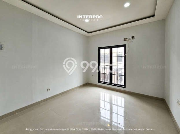 Dijual Hunian Rumah Nyaman 4 Kamar di Taman Ratu, Jakarta Barat Dijual Hunian Rumah Nyaman 4 Kamar di Taman Ratu, Jakarta Barat