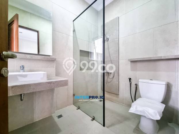 For Sale! Premium House LT 250m2 Desain Elegan di Permata Buana For Sale! Premium House LT 250m2 Desain Elegan di Permata Buana
