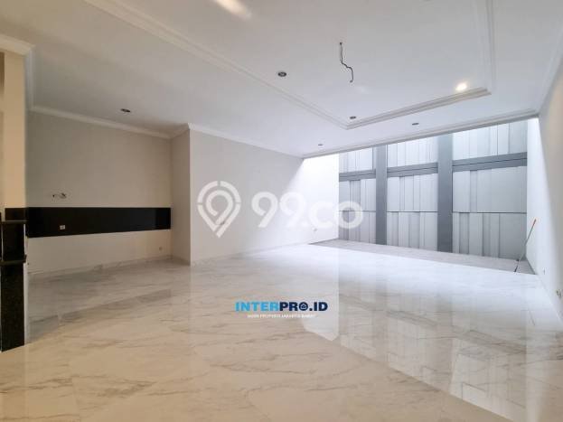 For Sale! Premium House LT 250m2 Desain Elegan di Permata Buana For Sale! Premium House LT 250m2 Desain Elegan di Permata Buana