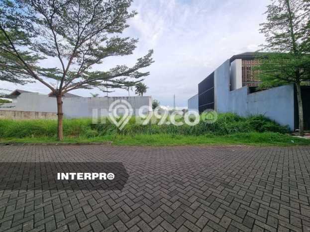 Tanah Dijual Lokasi Strategis di Jakarta Barat dengan Luas 390m2 Tanah Dijual Lokasi Strategis di Jakarta Barat dengan Luas 390m2