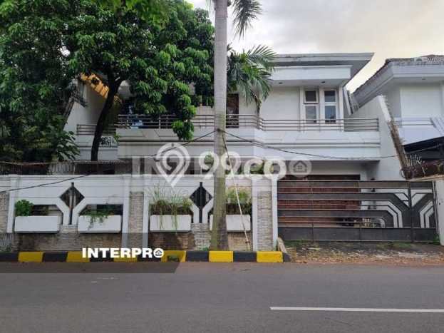 Dijual Rumah Intercon Kebon Jeruk Luas 160m2 Hadap Timur Laut Dijual Rumah Intercon Kebon Jeruk Luas 160m2 Hadap Timur Laut