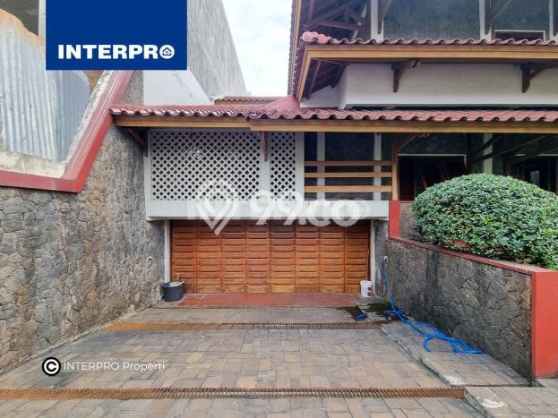 Rumah Luxury Modern Siap Huni di Intercon Jakarta Barat Rumah Luxury Modern Siap Huni di Intercon Jakarta Barat