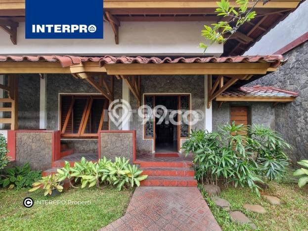 Rumah Luxury Modern Siap Huni di Intercon Jakarta Barat Rumah Luxury Modern Siap Huni di Intercon Jakarta Barat