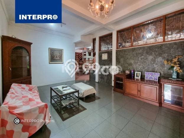 Rumah Luxury Modern Siap Huni di Intercon Jakarta Barat Rumah Luxury Modern Siap Huni di Intercon Jakarta Barat
