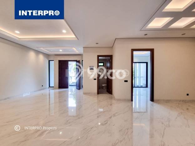 Jual Rumah Mewah Elegan Dengan View Eksklusif di Permata Buana, Jakarta Barat Jual Rumah Mewah Elegan Dengan View Eksklusif di Permata Buana, Jakarta Barat