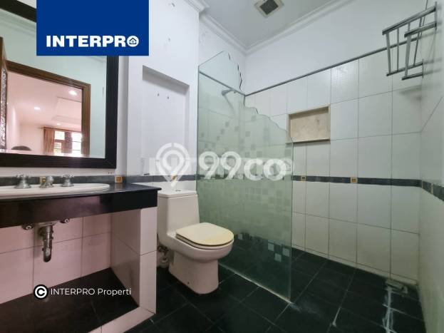 For Sale! Premium House LT 327m2 Desain Elegan di Kedoya Baru For Sale! Premium House LT 327m2 Desain Elegan di Kedoya Baru