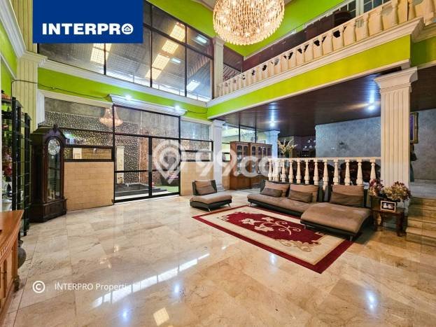 Ready to Use! Luxury House LT 500m2 Desain Elegan di Meruya Ready to Use! Luxury House LT 500m2 Desain Elegan di Meruya