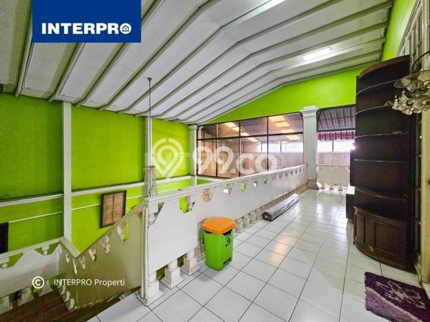 Ready to Use! Luxury House LT 500m2 Desain Elegan di Meruya Ready to Use! Luxury House LT 500m2 Desain Elegan di Meruya