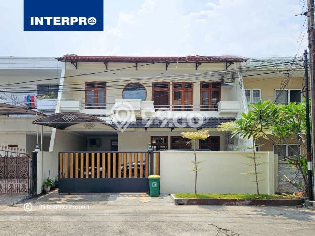 For Sale! Luxury House LT 200m2 Desain Elegan di Pluit For Sale! Luxury House LT 200m2 Desain Elegan di Pluit