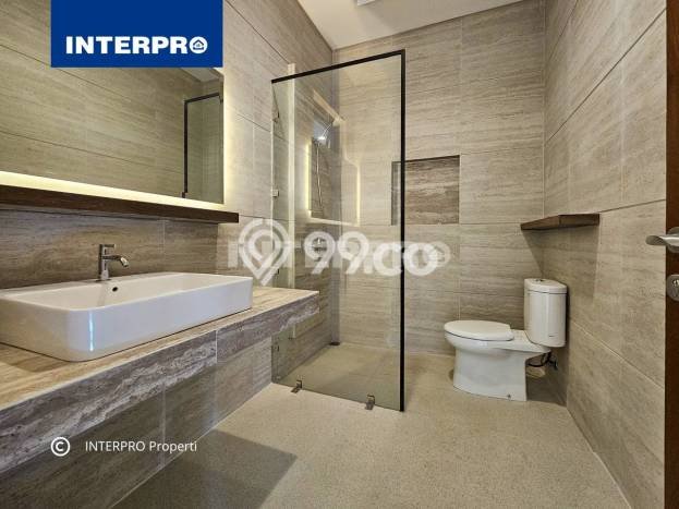 Rumah Elit Modern Tanpa Renovasi di Permata Buana Jakarta Barat Rumah Elit Modern Tanpa Renovasi di Permata Buana Jakarta Barat