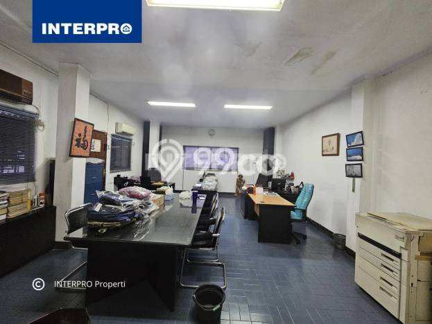 Gudang Bagus Dijual LB 450m2 Lokasi Strategis Jakarta Barat Area Cocok untuk Bisnis Gudang Bagus Dijual LB 450m2 Lokasi Strategis Jakarta Barat Area Cocok untuk Bisnis