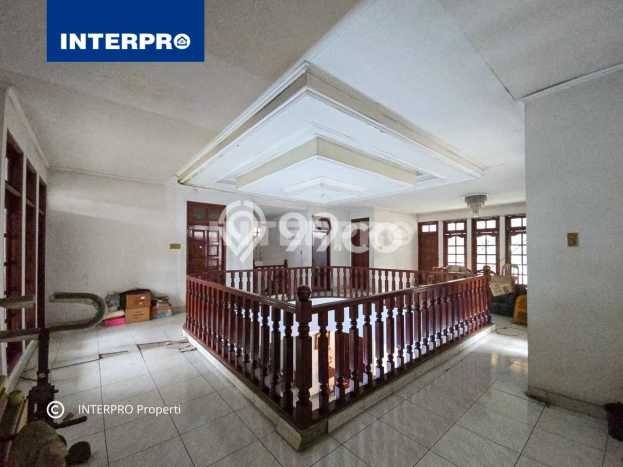 Rumah 2 Lantai di Intercon Kebon Jeruk Blok Bagus Lt 450m2 Rumah 2 Lantai di Intercon Kebon Jeruk Blok Bagus Lt 450m2