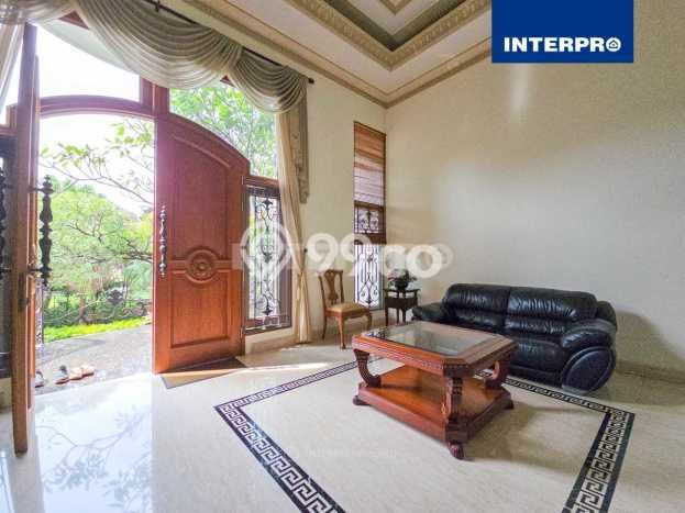 Rumah Elit LB 600m2 Siap Huni Desain Elegan di Puri Indah, Jakarta Barat Rumah Elit LB 600m2 Siap Huni Desain Elegan di Puri Indah, Jakarta Barat