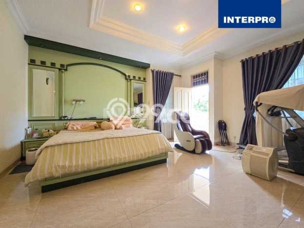 Rumah Luxury Modern Tanpa Renovasi di Kedoya Jakarta Barat Rumah Luxury Modern Tanpa Renovasi di Kedoya Jakarta Barat