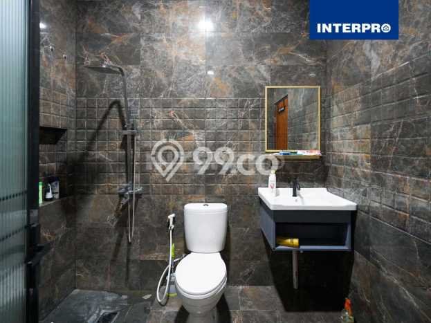 Rumah Elit LB 200m2 Siap Huni Desain Elegan di Puri Indah, Jakarta Barat Rumah Elit LB 200m2 Siap Huni Desain Elegan di Puri Indah, Jakarta Barat