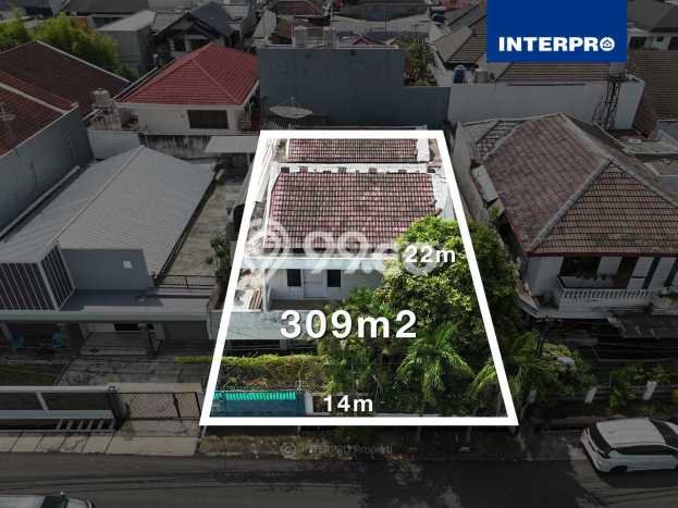 Jual Rumah Luas Elegan Dengan View Cantik di Kemanggisan, Jakarta Barat Jual Rumah Luas Elegan Dengan View Cantik di Kemanggisan, Jakarta Barat