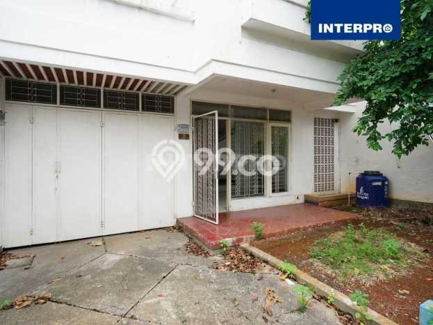LOKASI TERBAIK! Rumah kawasan Permata Buana, 2 KM, Lingkungan Elite, LT 144m² Bangunan 180m² LOKASI TERBAIK! Rumah kawasan Permata Buana, 2 KM, Lingkungan Elite, LT 144m² Bangunan 180m²