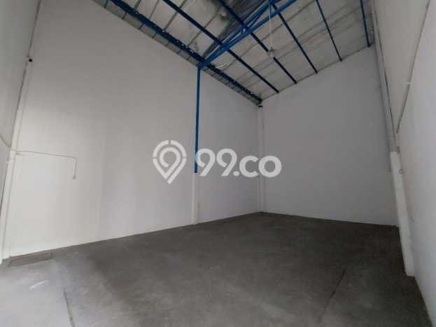 Gudang untuk disewa di Cakung punya LT 235m2 & LB 180m2 harga sewa kompetitif Gudang untuk disewa di Cakung punya LT 235m2 & LB 180m2 harga sewa kompetitif