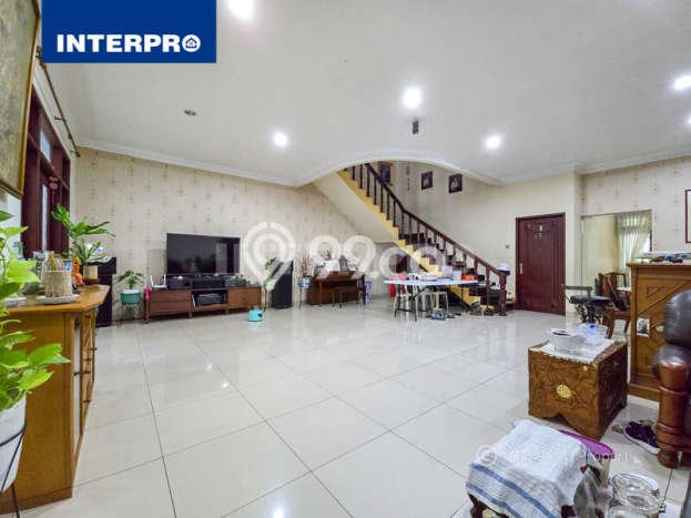 Rumah Elit Modern Siap Huni di Meruya Jakarta Barat Rumah Elit Modern Siap Huni di Meruya Jakarta Barat