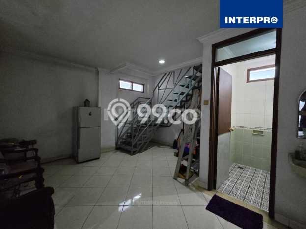 Dijual Ruko Premium di , Luas 280m2m², Jalan Utama, Kawasan Komersial Dijual Ruko Premium di , Luas 280m2m², Jalan Utama, Kawasan Komersial
