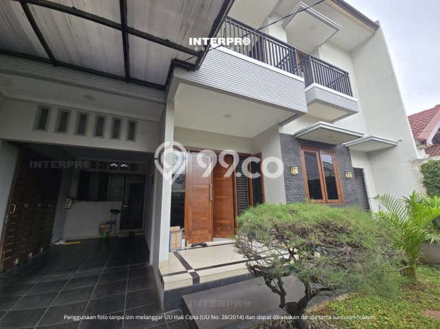 Rumah Elit LB 320m2 Siap Pakai Desain Elegan di Meruya, Jakarta Barat Rumah Elit LB 320m2 Siap Pakai Desain Elegan di Meruya, Jakarta Barat