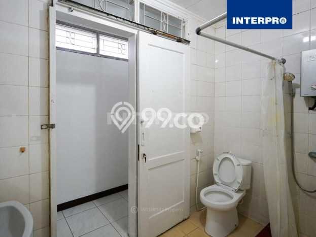 LOKASI TERBAIK! Rumah kawasan Permata Buana, 2 KM, Lingkungan Elite, LT 144m² Bangunan 180m² LOKASI TERBAIK! Rumah kawasan Permata Buana, 2 KM, Lingkungan Elite, LT 144m² Bangunan 180m²