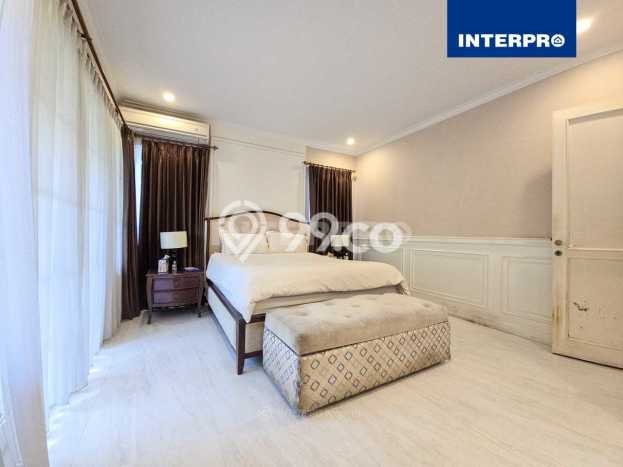 Rumah LT 287m2m² / LB 250m2m² di Kawasan , Tangerang Rumah LT 287m2m² / LB 250m2m² di Kawasan , Tangerang