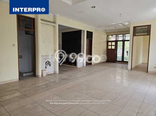 Rumah Mewah LB 128m2 Siap Pakai Desain Elegan di Intercon, Jakarta Barat Rumah Mewah LB 128m2 Siap Pakai Desain Elegan di Intercon, Jakarta Barat