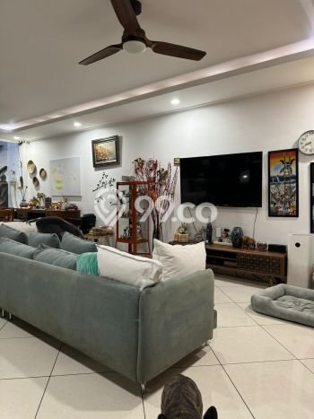 Ready to Use! Premium House LT 200m2 Desain Modern di Taman Ratu Ready to Use! Premium House LT 200m2 Desain Modern di Taman Ratu