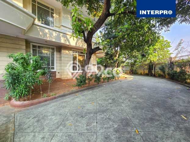 For Sale! Luxury House LT 750m2 Desain Modern di Puri Indah For Sale! Luxury House LT 750m2 Desain Modern di Puri Indah
