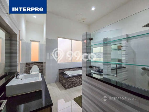 SPECIAL PRICE! Rumah Strategis lokasi Alam Sutera, LT 542m² LB 1050m² SPECIAL PRICE! Rumah Strategis lokasi Alam Sutera, LT 542m² LB 1050m²