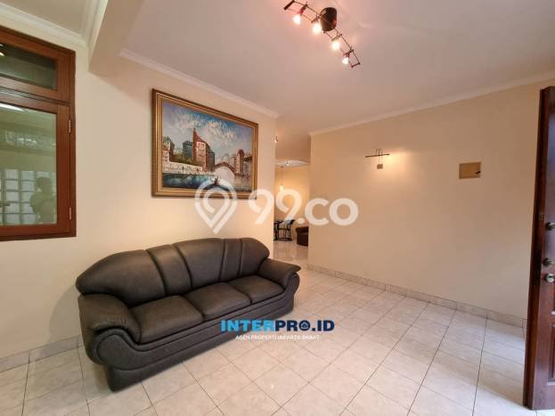 Dijual Rumah Mewah Megah Dengan View Cantik di Puri Indah, Jakarta Barat Dijual Rumah Mewah Megah Dengan View Cantik di Puri Indah, Jakarta Barat